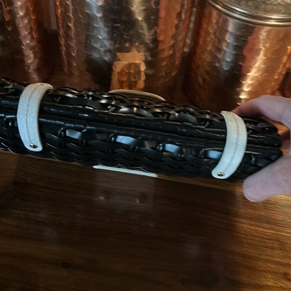 Kate Spade Jude Cherbourg black wicker bag. Cotton lining. Euc turn lock closure - Picture 8 of 14